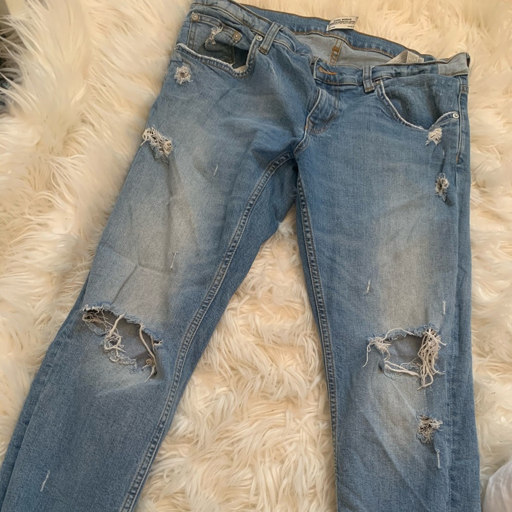 Zara Ripped Boyfriend Jeans